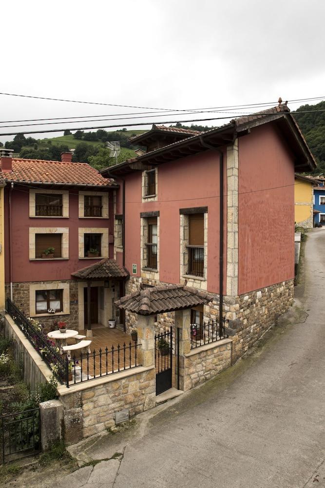 Apartamentos La Regoria اريناس دي كابراليس المظهر الخارجي الصورة
